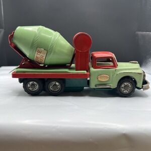 1950's Tin Friction Toy Truck Concrete Mixer SSS Japan - Nice -  No Box